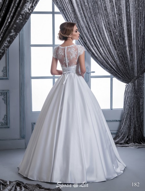 https://www.sposa-lia.com/images/stories/virtuemart/product/182       (3).jpg